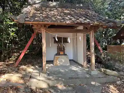 諏訪神社の末社・摂社