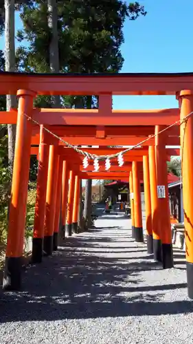 高屋敷稲荷神社の鳥居