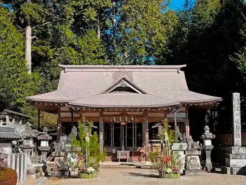 比々岐神社の本殿・本堂