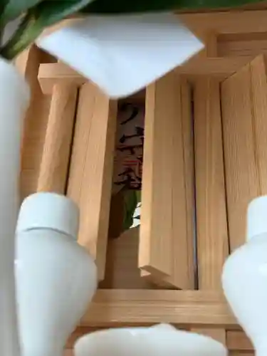 東京羽田 穴守稲荷神社の{uncategorized: "未分類", other: "その他", undefined: "問題あり", building: "その他建物", grave: "お墓", sacred_gate: "鳥居", guardian: "狛犬", statue: "像", buddha: "仏像", history: "歴史", nature: "自然", garden: "庭園", animal: "動物", pagoda: "塔", temizu: "手水舎", mountain_gate: "山門・神門", sanctuary: "本殿・本堂", subordinate: "末社・摂社", art: "芸術", scenery: "景色", jizo: "地蔵", ema: "絵馬", goshuin: "御朱印", omikuji: "おみくじ", items: "授与品その他", amulet: "お守り", goshuincho: "御朱印帳", eats: "食事", festival: "お祭り", votive_dance: "神楽", shichigosan: "七五三参", wedding: "結婚式", experience: "体験その他", initially: "初詣", around: "周辺", anti_infection: "感染症対策"}