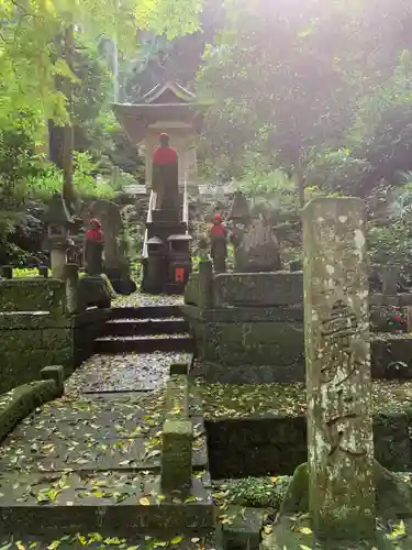 奥之院（岩屋寺）の地蔵