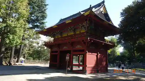 根津神社の山門・神門