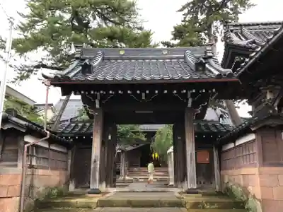 光専寺の山門・神門