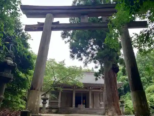 鳥海山大物忌神社吹浦口ノ宮(山形県)