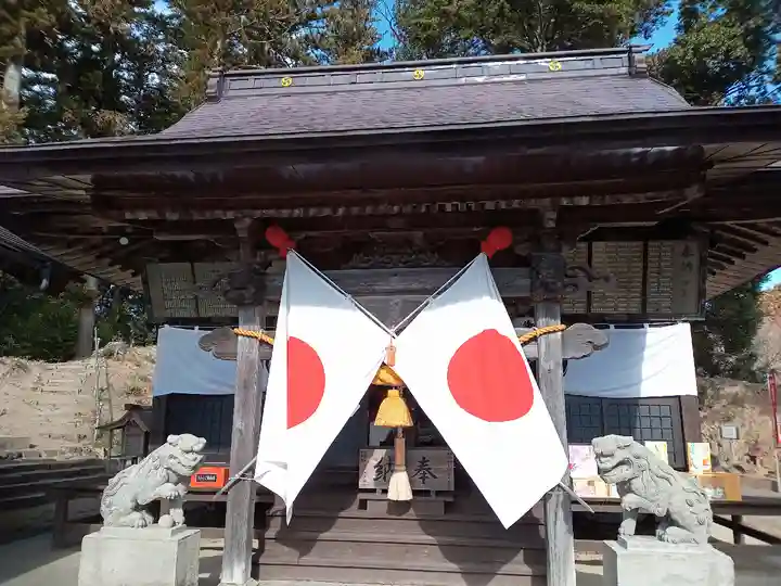 長屋神社の本殿・本堂