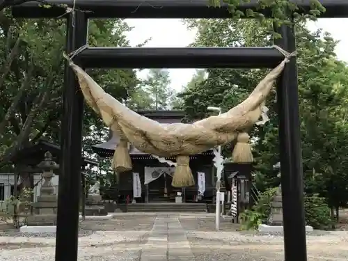 愛國神社の鳥居