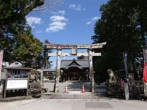 大川上美良布神社の鳥居