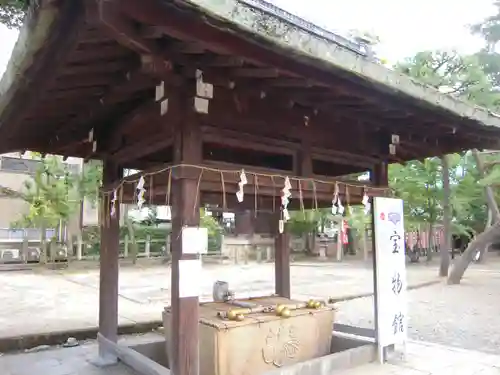 豊国神社の手水舎