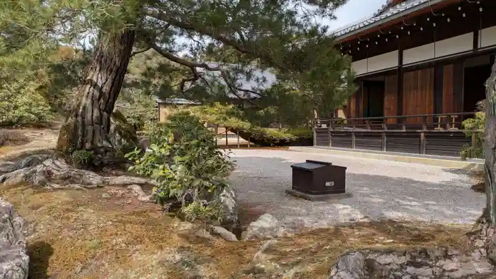 鹿苑寺(金閣寺)の庭園