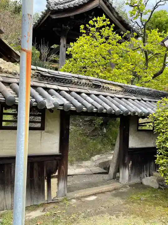 台鏡寺の山門・神門