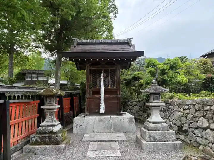 大冨騎鈴神社の{uncategorized: "未分類", other: "その他", undefined: "問題あり", building: "その他建物", grave: "お墓", sacred_gate: "鳥居", guardian: "狛犬", statue: "像", buddha: "仏像", history: "歴史", nature: "自然", garden: "庭園", animal: "動物", pagoda: "塔", temizu: "手水舎", mountain_gate: "山門・神門", sanctuary: "本殿・本堂", subordinate: "末社・摂社", art: "芸術", scenery: "景色", jizo: "地蔵", ema: "絵馬", goshuin: "御朱印", omikuji: "おみくじ", items: "授与品その他", amulet: "お守り", goshuincho: "御朱印帳", eats: "食事", festival: "お祭り", votive_dance: "神楽", shichigosan: "七五三参", wedding: "結婚式", experience: "体験その他", initially: "初詣", around: "周辺", anti_infection: "感染症対策"}