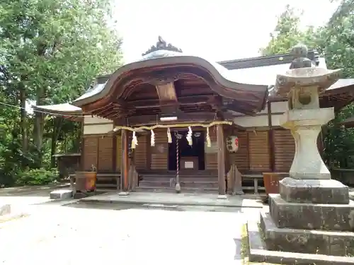 岩部八幡神社の本殿・本堂