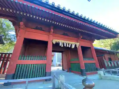 静岡浅間神社の山門・神門