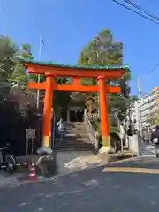 穴八幡宮の鳥居