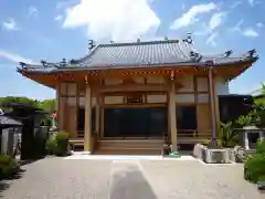 梅巌寺の本殿