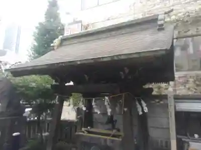 高山稲荷神社（旧鎮座地）の手水舎