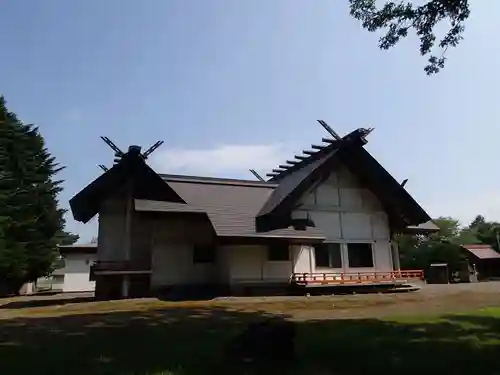 女満別神社の本殿