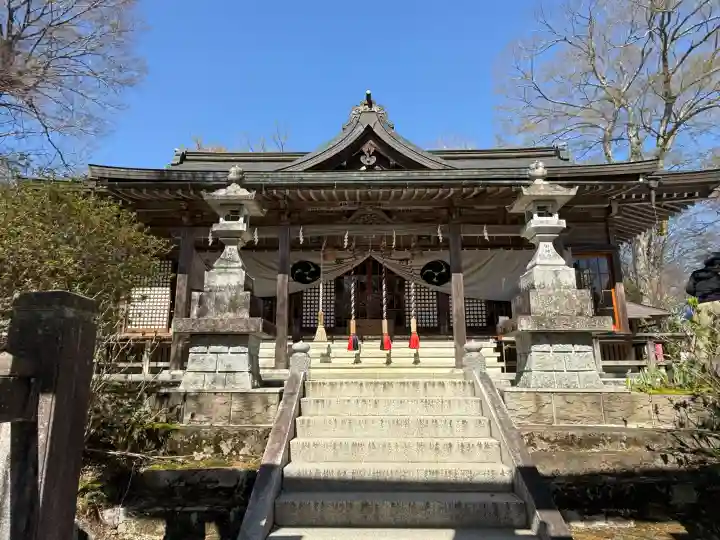 石都々古和気神社の{uncategorized: "未分類", other: "その他", undefined: "問題あり", building: "その他建物", grave: "お墓", sacred_gate: "鳥居", guardian: "狛犬", statue: "像", buddha: "仏像", history: "歴史", nature: "自然", garden: "庭園", animal: "動物", pagoda: "塔", temizu: "手水舎", mountain_gate: "山門・神門", sanctuary: "本殿・本堂", subordinate: "末社・摂社", art: "芸術", scenery: "景色", jizo: "地蔵", ema: "絵馬", goshuin: "御朱印", omikuji: "おみくじ", items: "授与品その他", amulet: "お守り", goshuincho: "御朱印帳", eats: "食事", festival: "お祭り", votive_dance: "神楽", shichigosan: "七五三参", wedding: "結婚式", experience: "体験その他", initially: "初詣", around: "周辺", anti_infection: "感染症対策"}