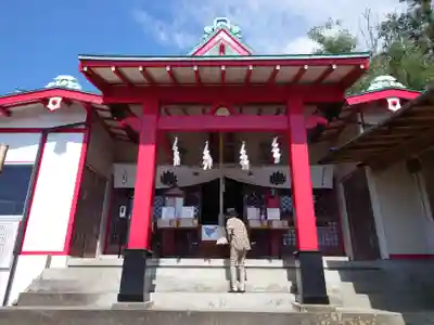 差出磯大嶽山神社 仕事と健康と厄よけの神さまの本殿・本堂