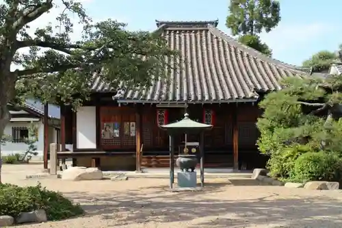 荘嚴浄土寺の本殿・本堂