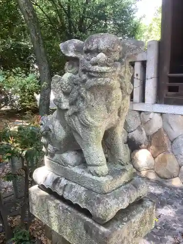 八幡社（下条町）の狛犬