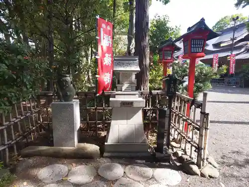 亀ケ池八幡宮の末社・摂社