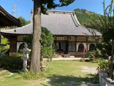 長念寺の本殿・本堂