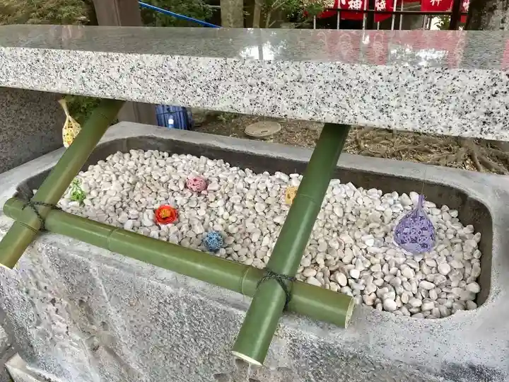 八剱八幡神社の手水舎