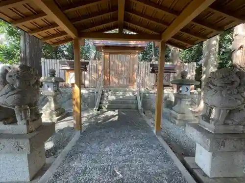 小川神社の{uncategorized: "未分類", other: "その他", undefined: "問題あり", building: "その他建物", grave: "お墓", sacred_gate: "鳥居", guardian: "狛犬", statue: "像", buddha: "仏像", history: "歴史", nature: "自然", garden: "庭園", animal: "動物", pagoda: "塔", temizu: "手水舎", mountain_gate: "山門・神門", sanctuary: "本殿・本堂", subordinate: "末社・摂社", art: "芸術", scenery: "景色", jizo: "地蔵", ema: "絵馬", goshuin: "御朱印", omikuji: "おみくじ", items: "授与品その他", amulet: "お守り", goshuincho: "御朱印帳", eats: "食事", festival: "お祭り", votive_dance: "神楽", shichigosan: "七五三参", wedding: "結婚式", experience: "体験その他", initially: "初詣", around: "周辺", anti_infection: "感染症対策"}