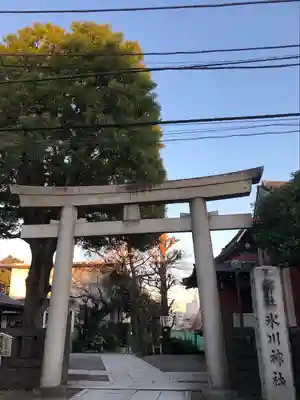 麻布氷川神社の鳥居