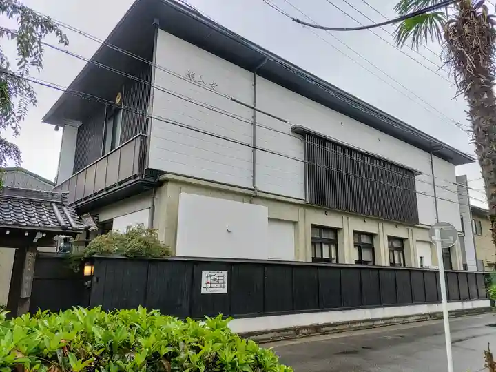 願入寺の本殿・本堂