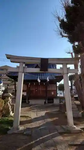 谷古宇稲荷神社の鳥居