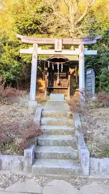 子安大明神の鳥居