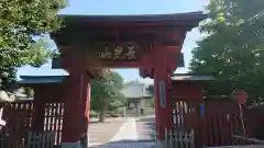 妙蓮寺の山門