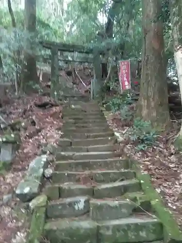 国玉神社の鳥居