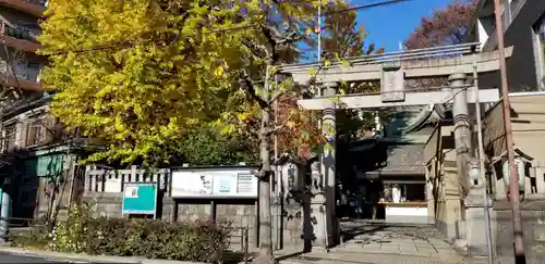 小野照崎神社の鳥居