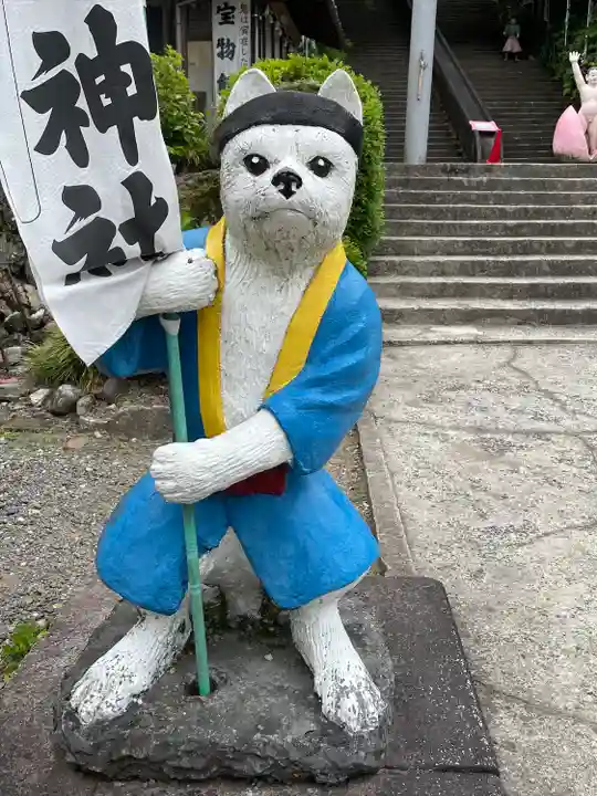 桃太郎神社(栗栖)の狛犬