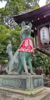 満足稲荷神社の狛犬
