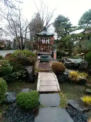 蓮朝寺の末社・摂社