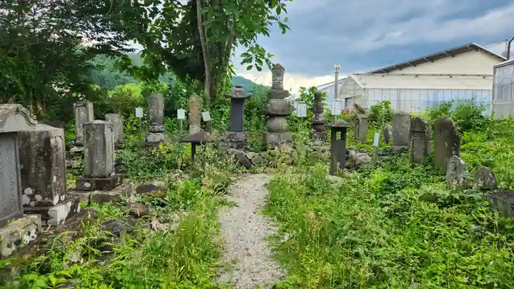阿弥陀堂跡阿弥陀屋敷(山形県)