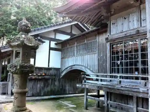 大神山神社本宮の建物その他