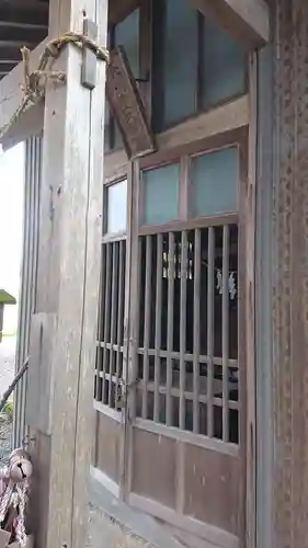 丹生神社の本殿・本堂