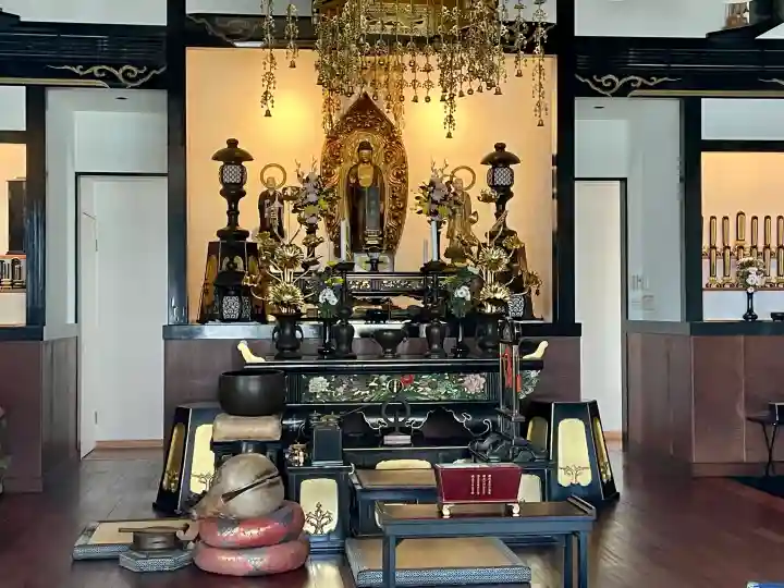 貞源寺の{uncategorized: "未分類", other: "その他", undefined: "問題あり", building: "その他建物", grave: "お墓", sacred_gate: "鳥居", guardian: "狛犬", statue: "像", buddha: "仏像", history: "歴史", nature: "自然", garden: "庭園", animal: "動物", pagoda: "塔", temizu: "手水舎", mountain_gate: "山門・神門", sanctuary: "本殿・本堂", subordinate: "末社・摂社", art: "芸術", scenery: "景色", jizo: "地蔵", ema: "絵馬", goshuin: "御朱印", omikuji: "おみくじ", items: "授与品その他", amulet: "お守り", goshuincho: "御朱印帳", eats: "食事", festival: "お祭り", votive_dance: "神楽", shichigosan: "七五三参", wedding: "結婚式", experience: "体験その他", initially: "初詣", around: "周辺", anti_infection: "感染症対策"}