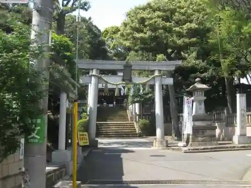 太子堂八幡神社の鳥居