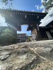 立本寺の山門