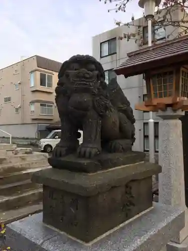 札幌諏訪神社の狛犬