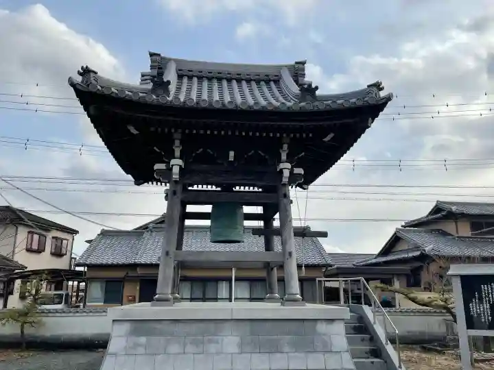 常念寺の{uncategorized: "未分類", other: "その他", undefined: "問題あり", building: "その他建物", grave: "お墓", sacred_gate: "鳥居", guardian: "狛犬", statue: "像", buddha: "仏像", history: "歴史", nature: "自然", garden: "庭園", animal: "動物", pagoda: "塔", temizu: "手水舎", mountain_gate: "山門・神門", sanctuary: "本殿・本堂", subordinate: "末社・摂社", art: "芸術", scenery: "景色", jizo: "地蔵", ema: "絵馬", goshuin: "御朱印", omikuji: "おみくじ", items: "授与品その他", amulet: "お守り", goshuincho: "御朱印帳", eats: "食事", festival: "お祭り", votive_dance: "神楽", shichigosan: "七五三参", wedding: "結婚式", experience: "体験その他", initially: "初詣", around: "周辺", anti_infection: "感染症対策"}