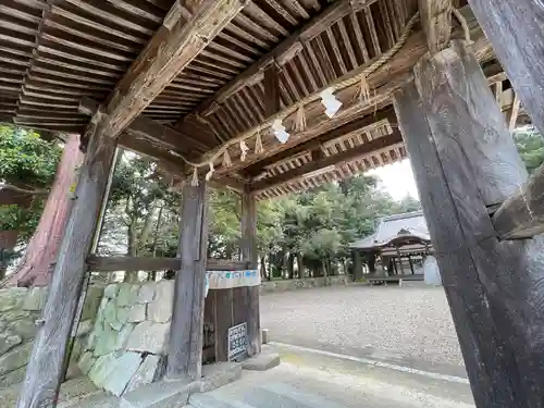 椿神社の山門