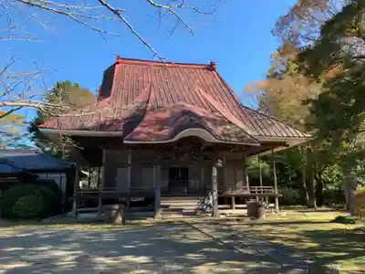 西蓮寺の本殿・本堂