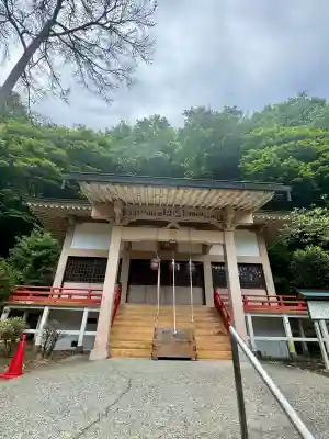 藤原町護国神社の{uncategorized: "未分類", other: "その他", undefined: "問題あり", building: "その他建物", grave: "お墓", sacred_gate: "鳥居", guardian: "狛犬", statue: "像", buddha: "仏像", history: "歴史", nature: "自然", garden: "庭園", animal: "動物", pagoda: "塔", temizu: "手水舎", mountain_gate: "山門・神門", sanctuary: "本殿・本堂", subordinate: "末社・摂社", art: "芸術", scenery: "景色", jizo: "地蔵", ema: "絵馬", goshuin: "御朱印", omikuji: "おみくじ", items: "授与品その他", amulet: "お守り", goshuincho: "御朱印帳", eats: "食事", festival: "お祭り", votive_dance: "神楽", shichigosan: "七五三参", wedding: "結婚式", experience: "体験その他", initially: "初詣", around: "周辺", anti_infection: "感染症対策"}